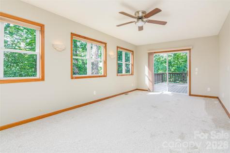 299 Carriage Summitt Way Hendersonville NC 28791