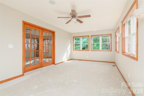 299 Carriage Summitt Way Hendersonville NC 28791