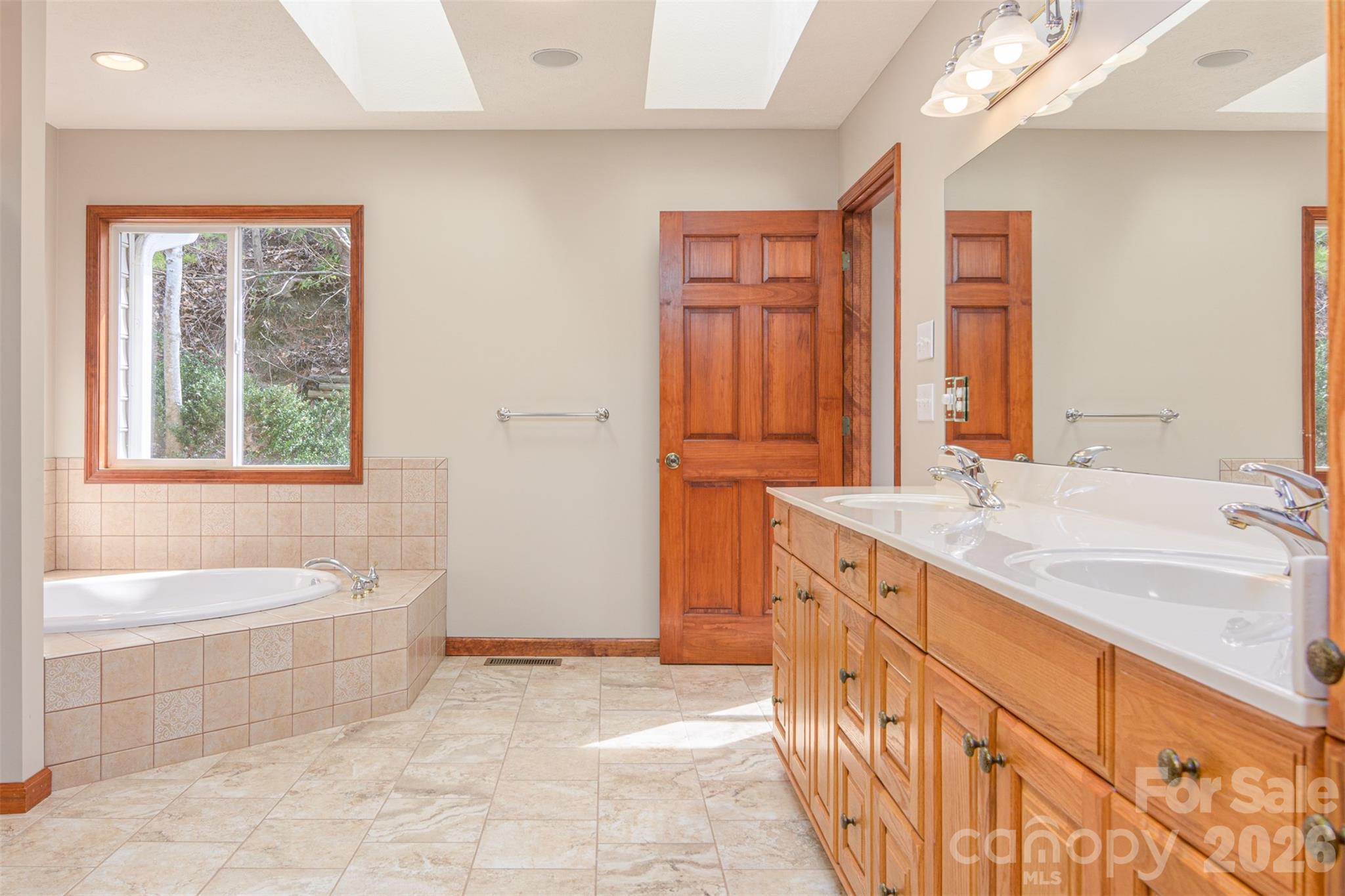299 Carriage Summitt Way Hendersonville NC 28791