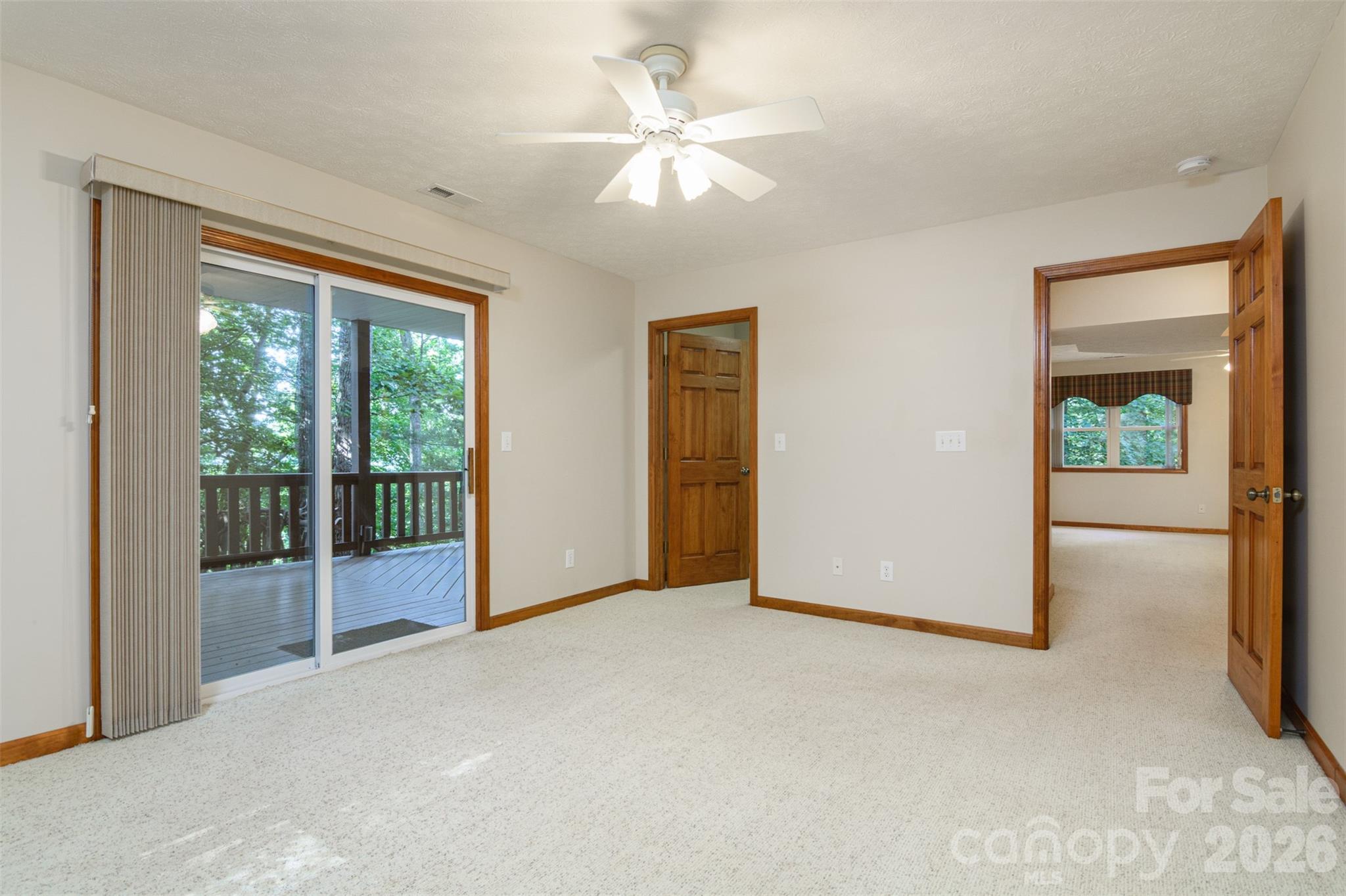 299 Carriage Summitt Way Hendersonville NC 28791