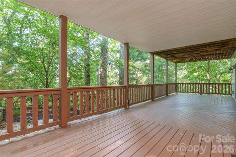 299 Carriage Summitt Way Hendersonville NC 28791