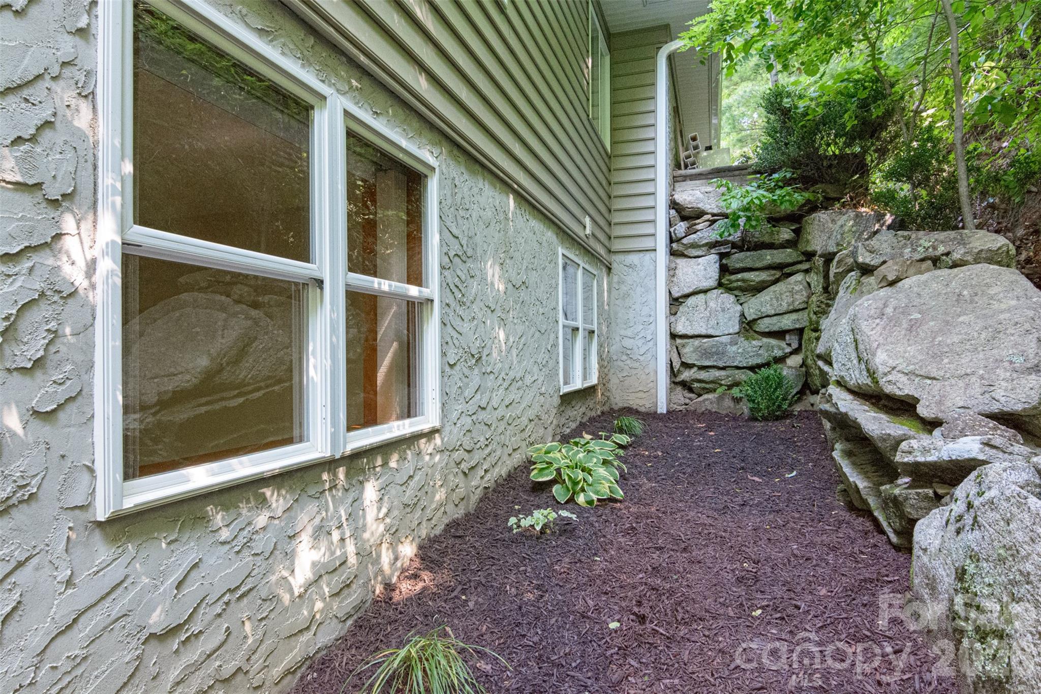 299 Carriage Summitt Way Hendersonville NC 28791
