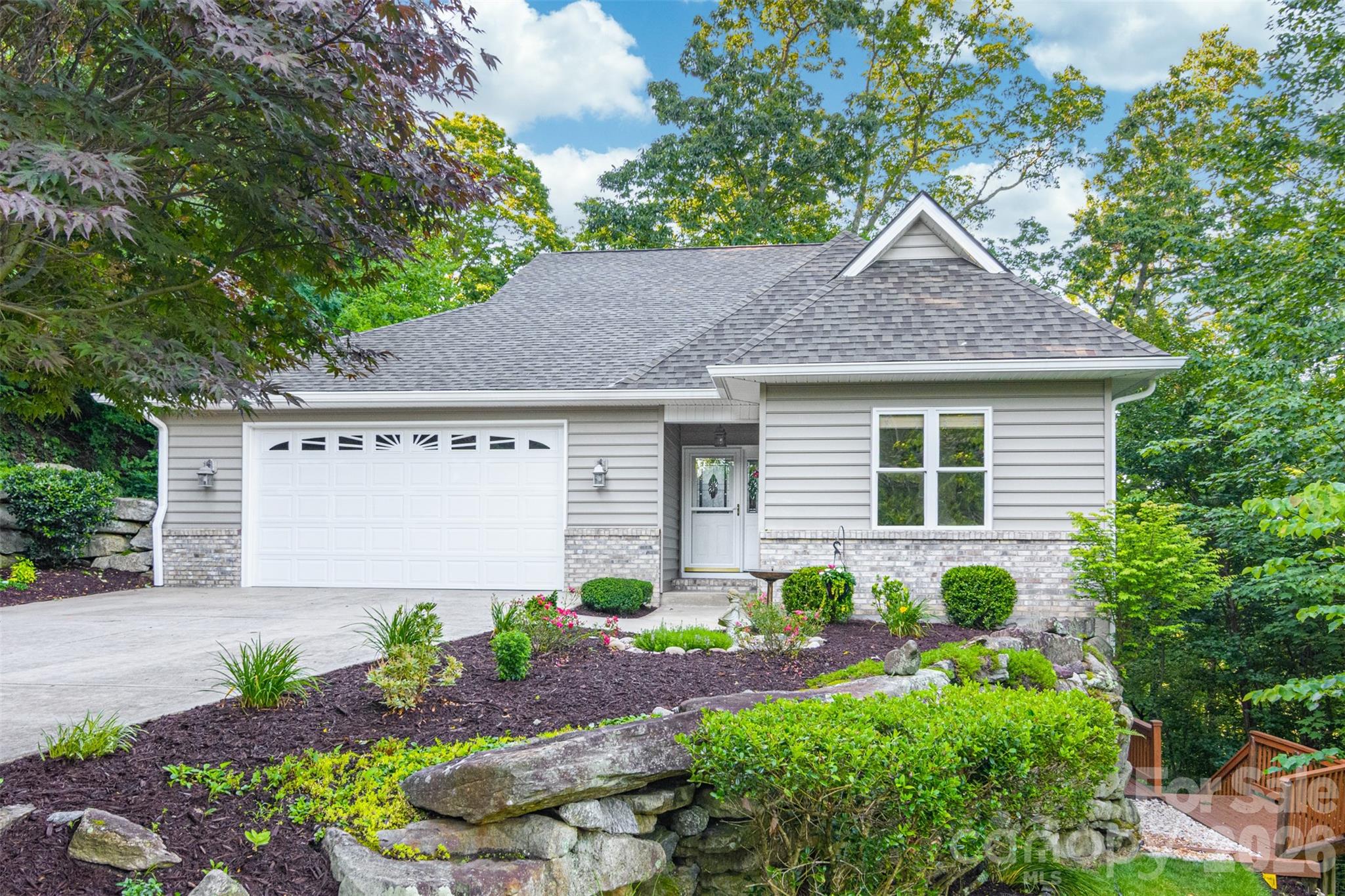 299 Carriage Summitt Way Hendersonville NC 28791