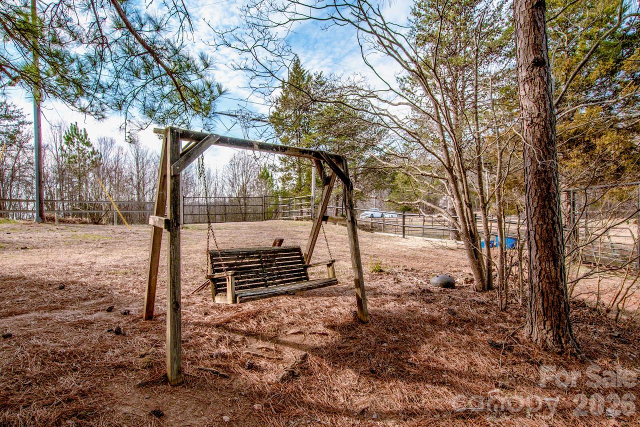 508 Liles Lane Hiddenite NC 28636