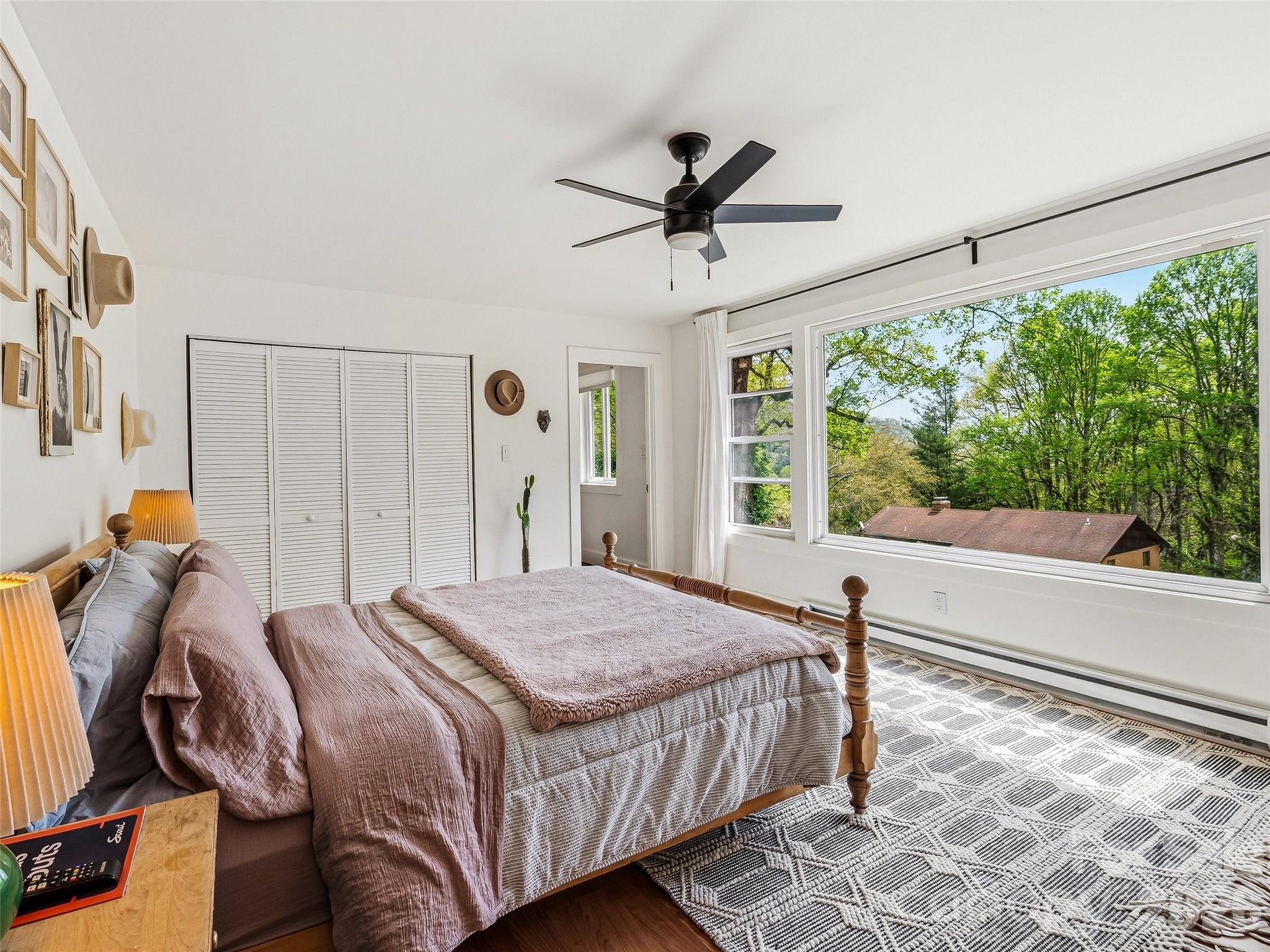 51 Mark Twain Road Asheville NC 28805