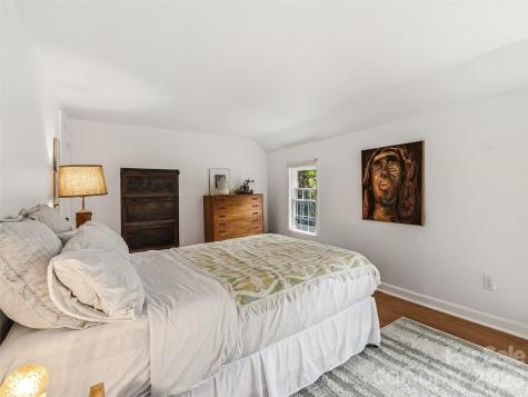 51 Mark Twain Road Asheville NC 28805