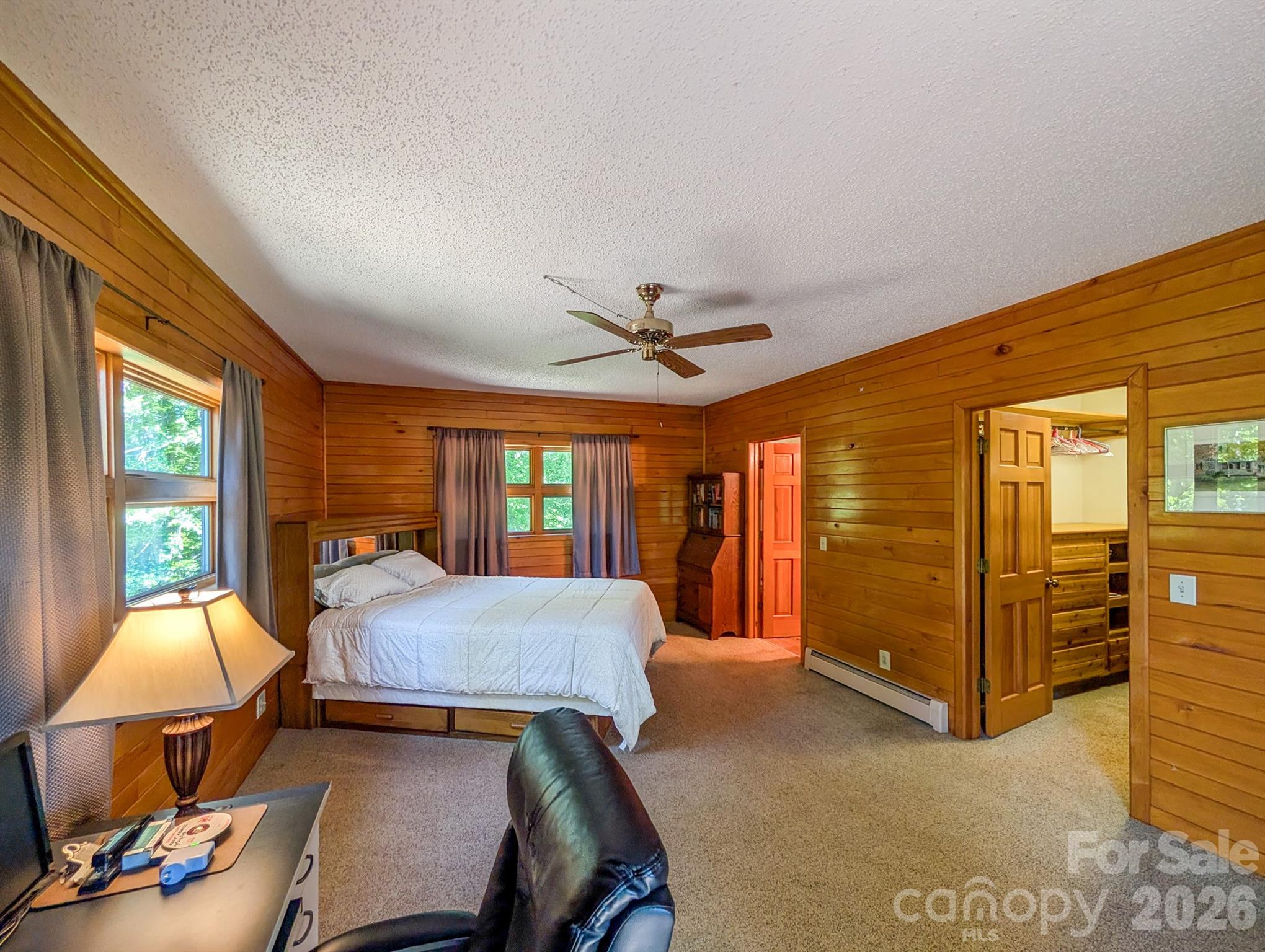 572 Pleasant Valley Road Burnsville NC 28714