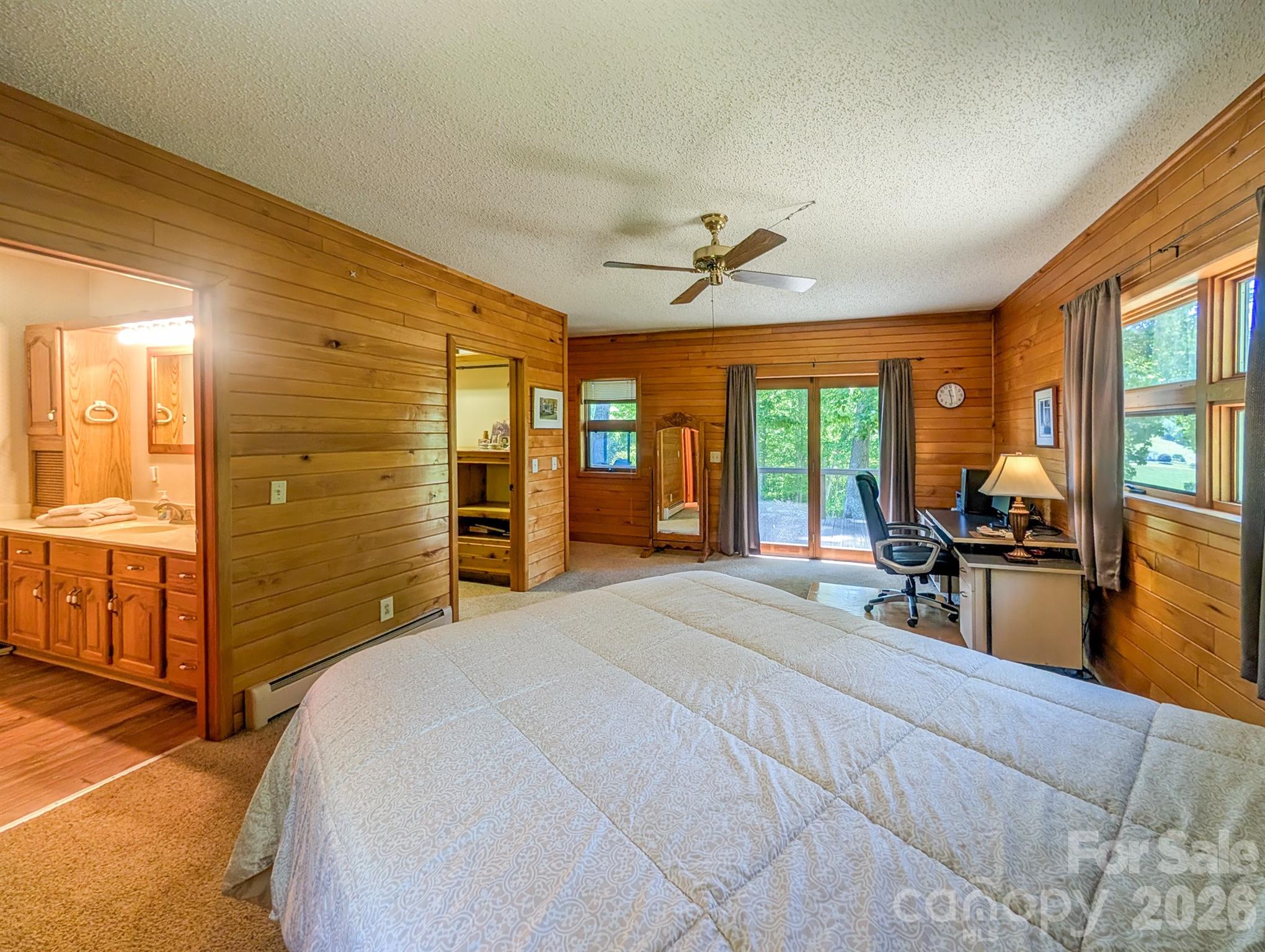 572 Pleasant Valley Road Burnsville NC 28714