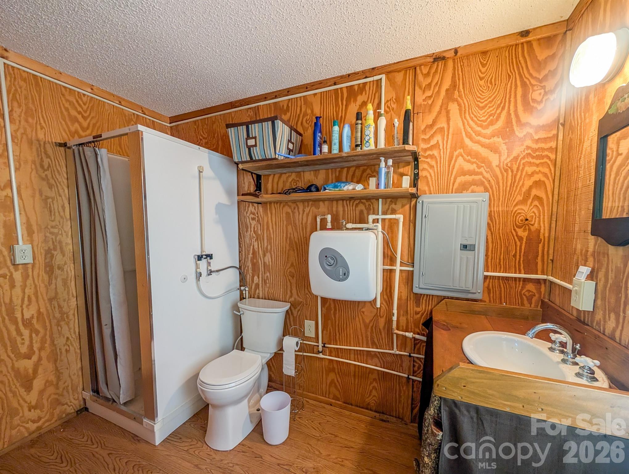 572 Pleasant Valley Road Burnsville NC 28714