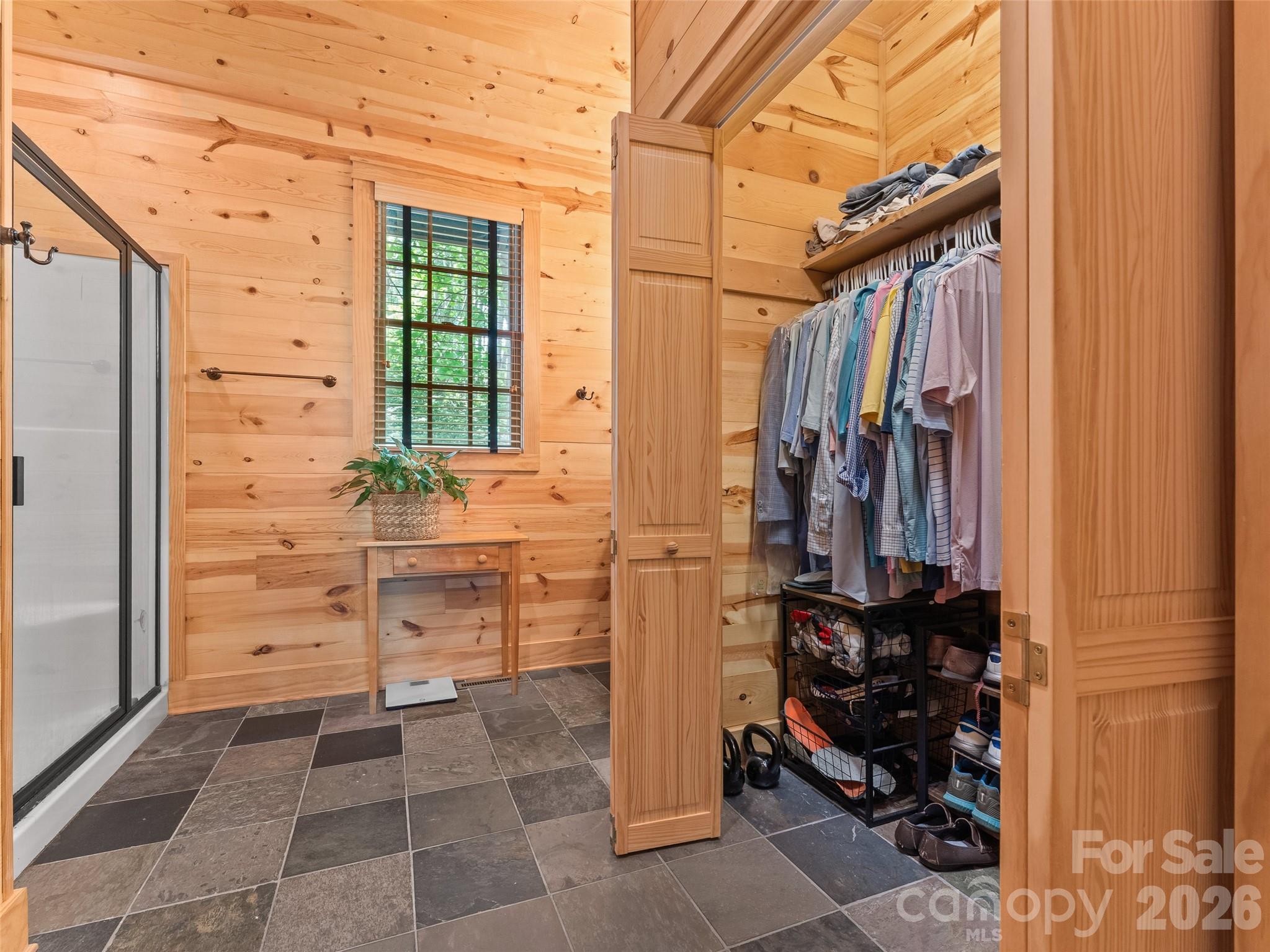 350 Laurel Mountain Trail Saluda NC 28773