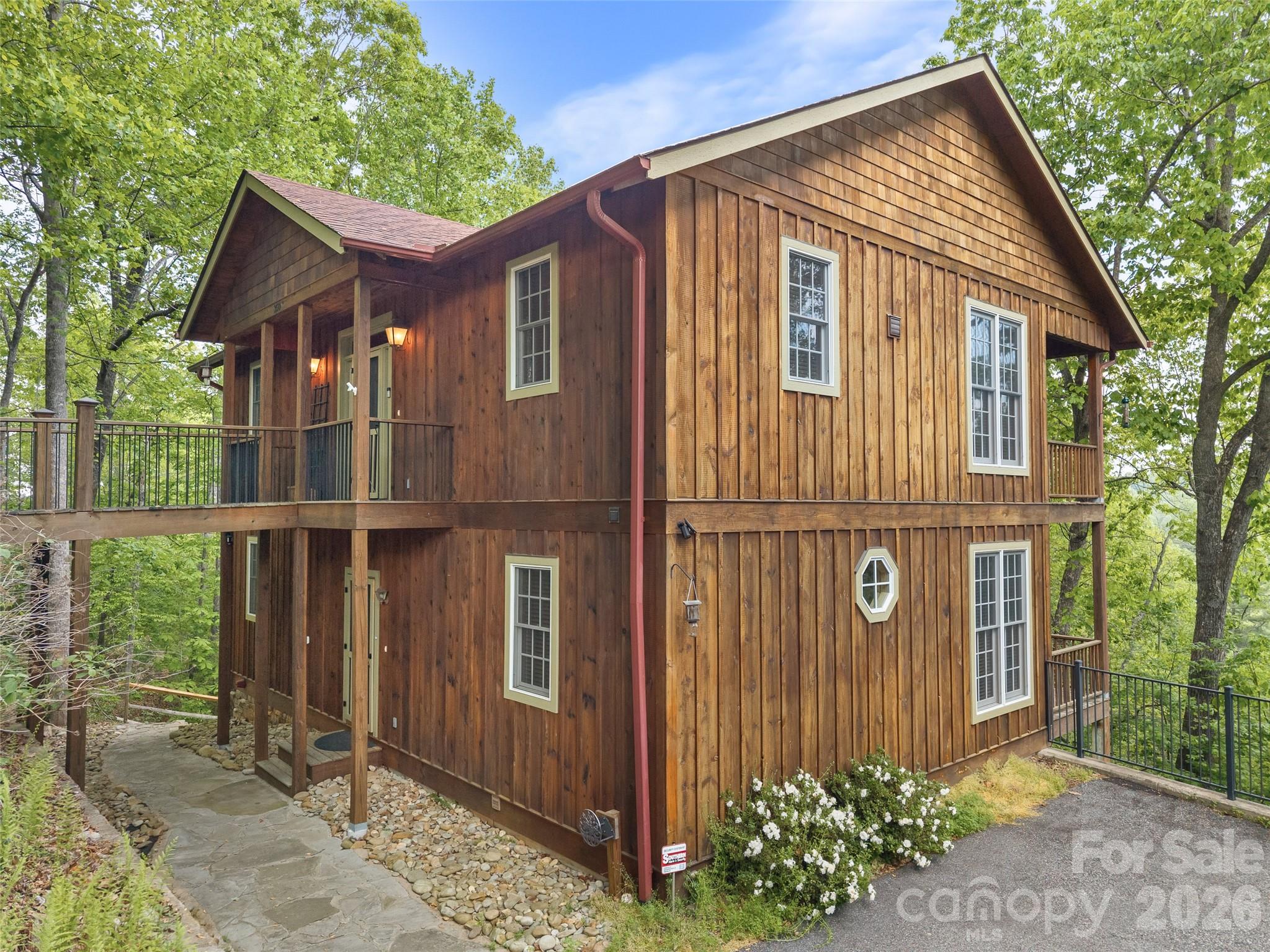 350 Laurel Mountain Trail Saluda NC 28773