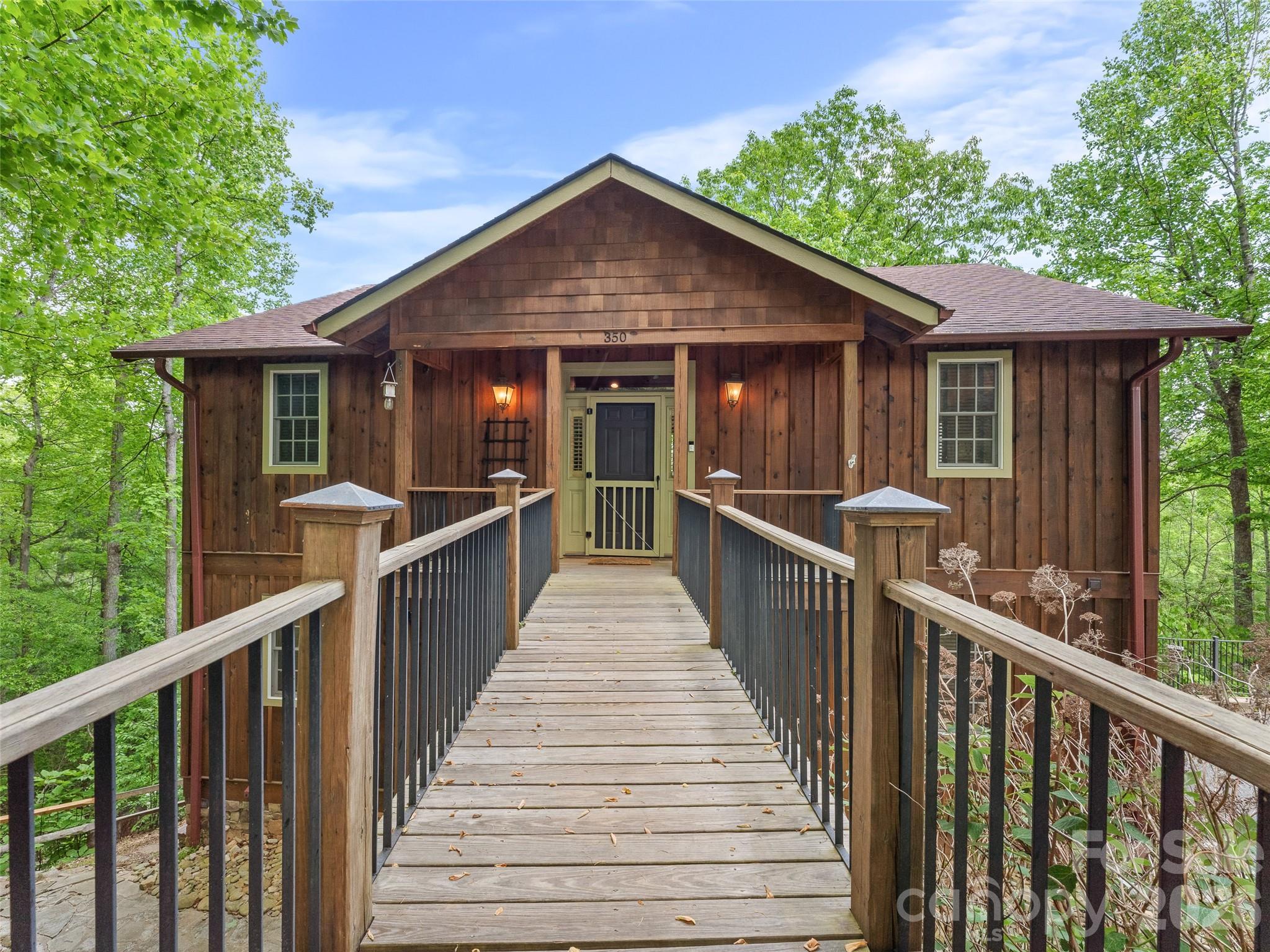 350 Laurel Mountain Trail Saluda NC 28773