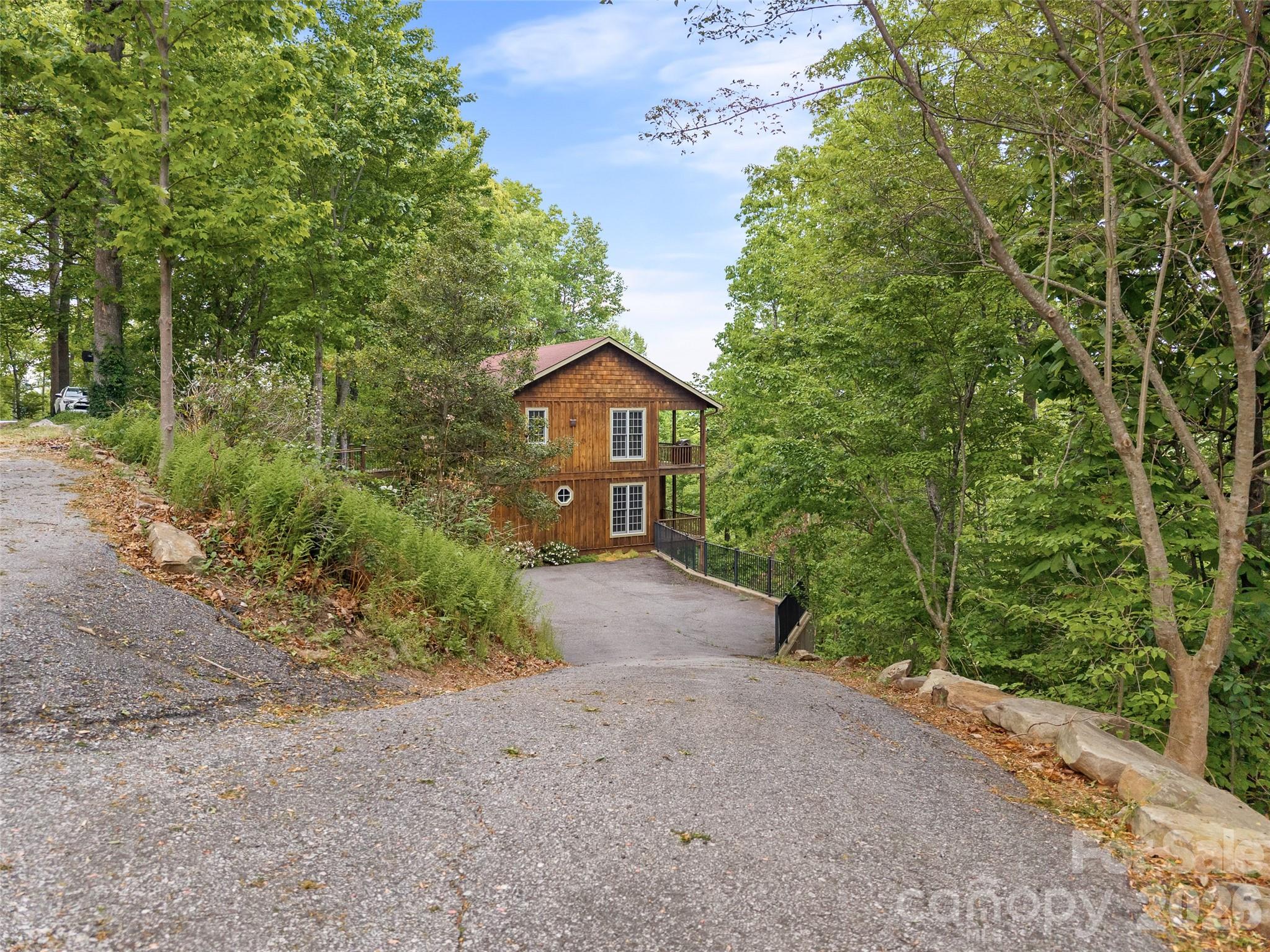 350 Laurel Mountain Trail Saluda NC 28773