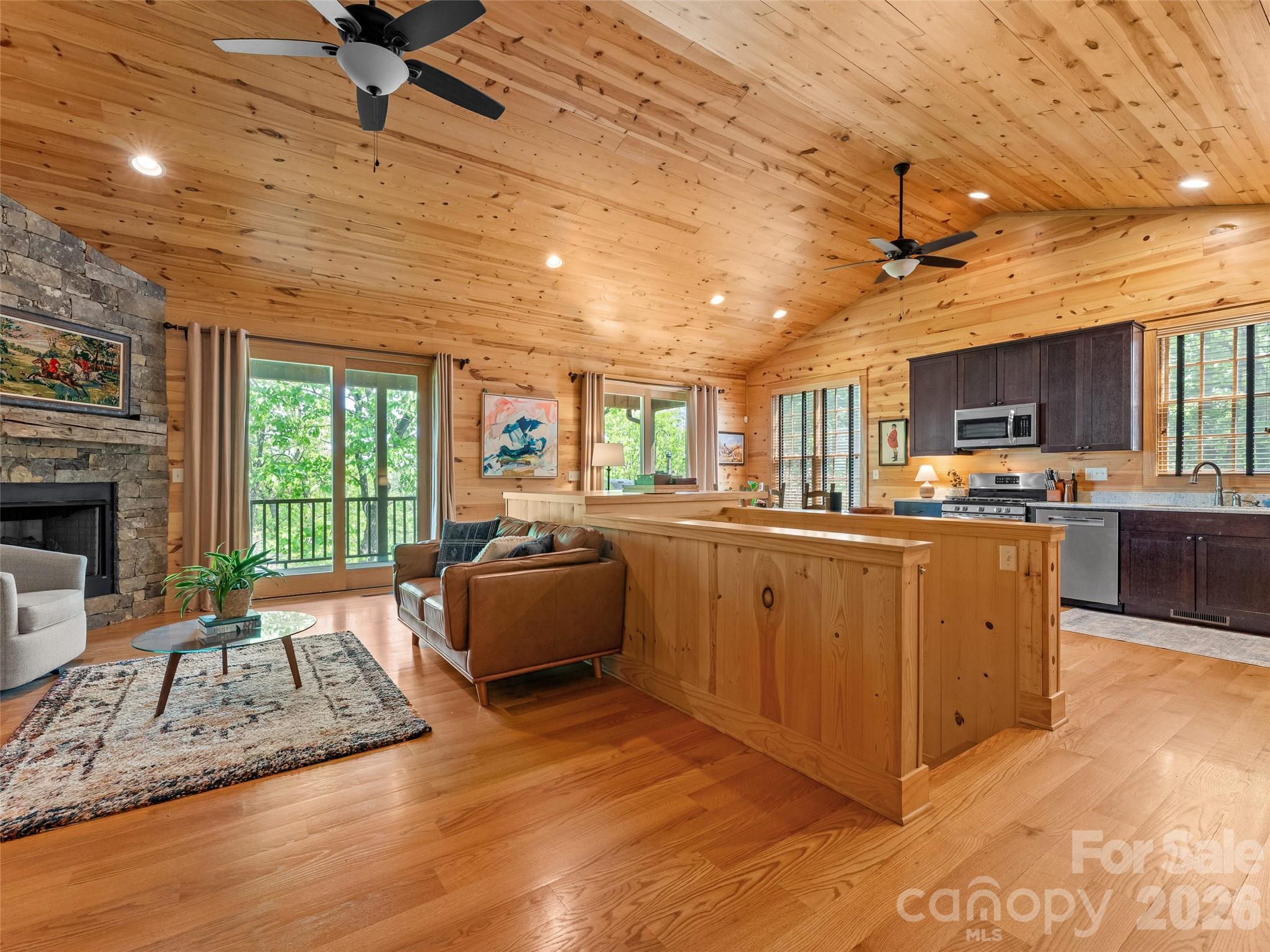 350 Laurel Mountain Trail Saluda NC 28773