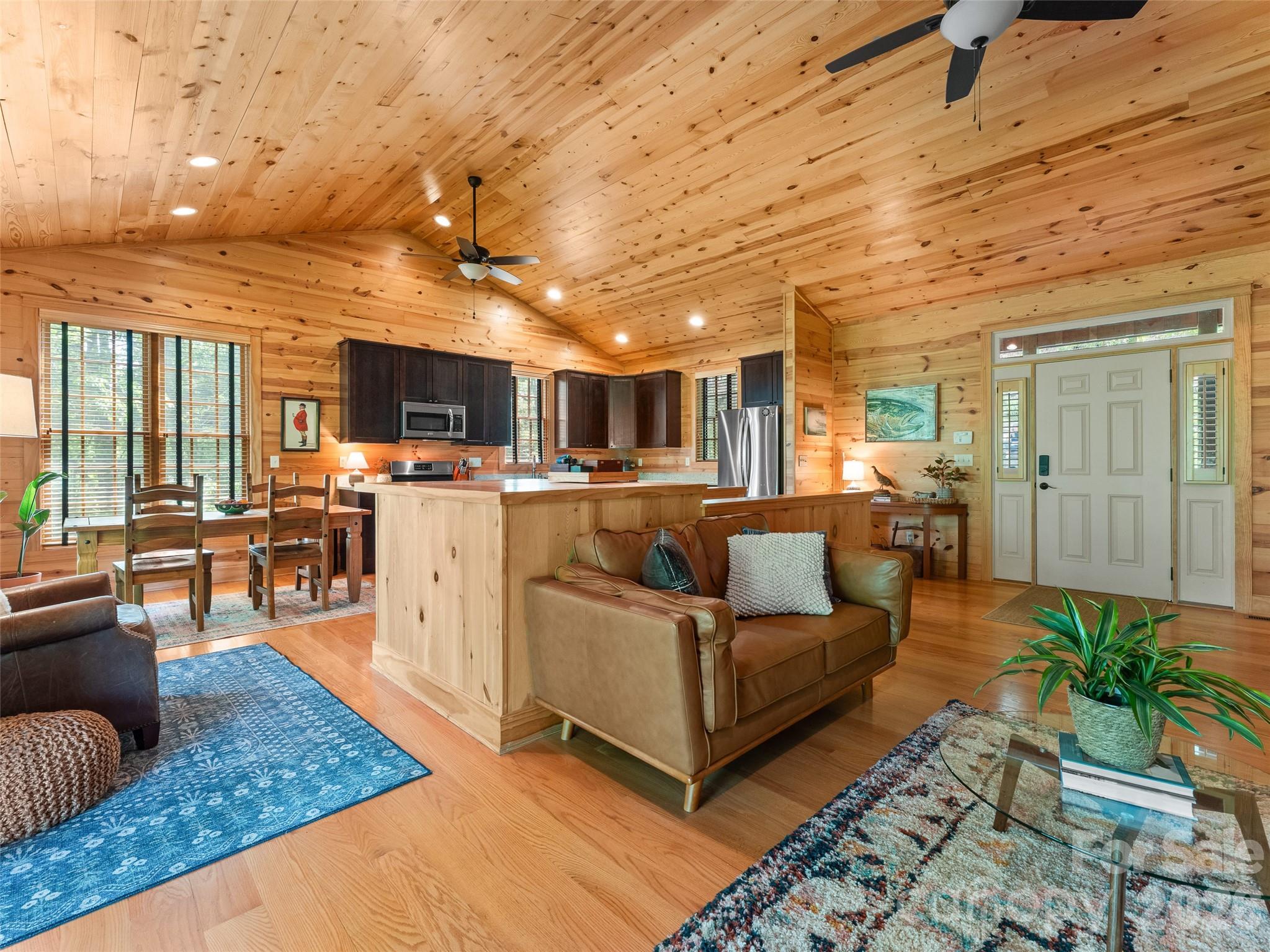 350 Laurel Mountain Trail Saluda NC 28773