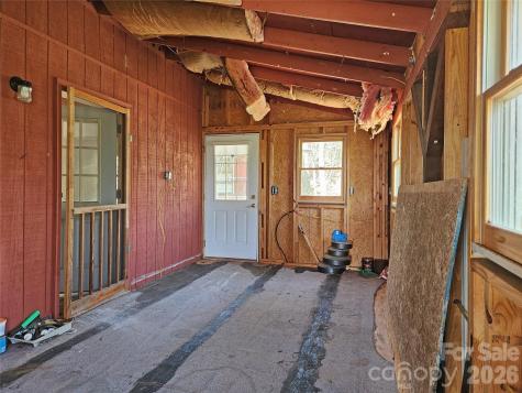 929 Pine Ridge Road Hendersonville NC 28792