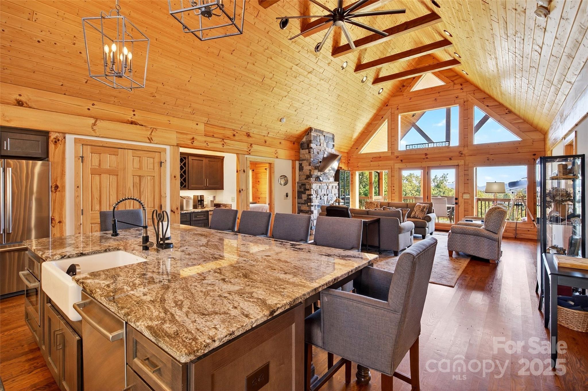 1516 Mountain Crest Drive S Marion NC 28752