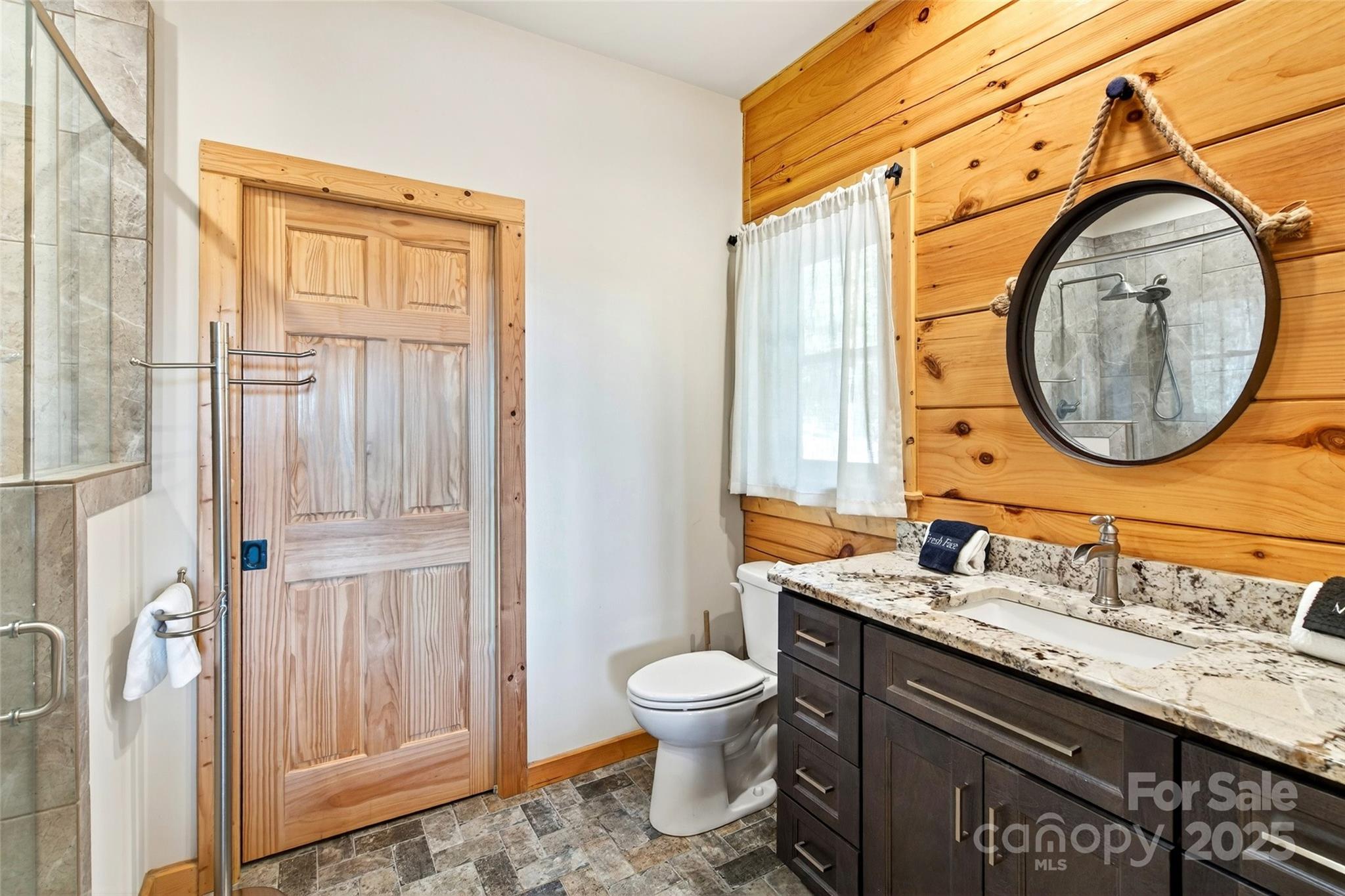 1516 Mountain Crest Drive S Marion NC 28752