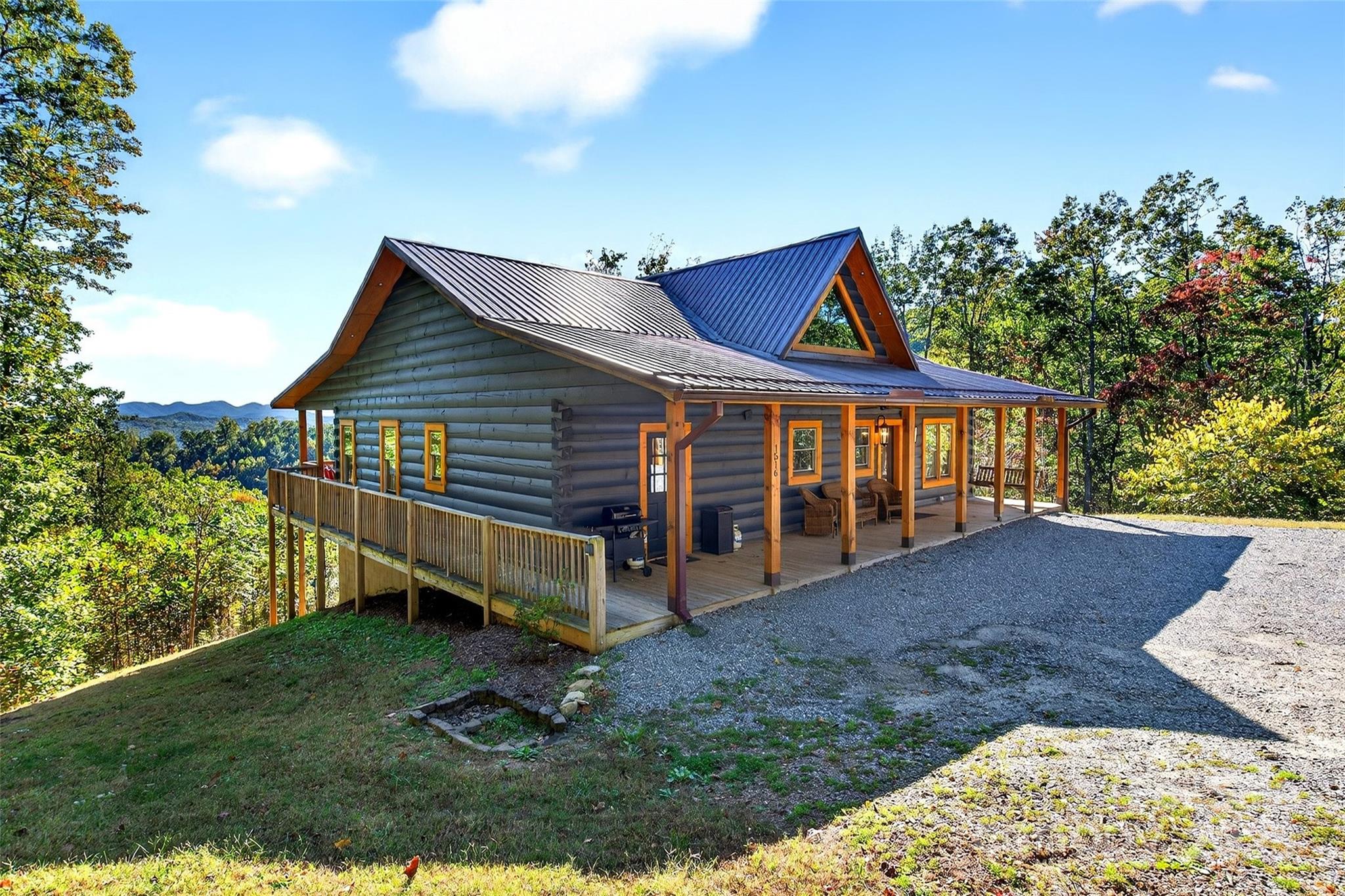 1516 Mountain Crest Drive S Marion NC 28752