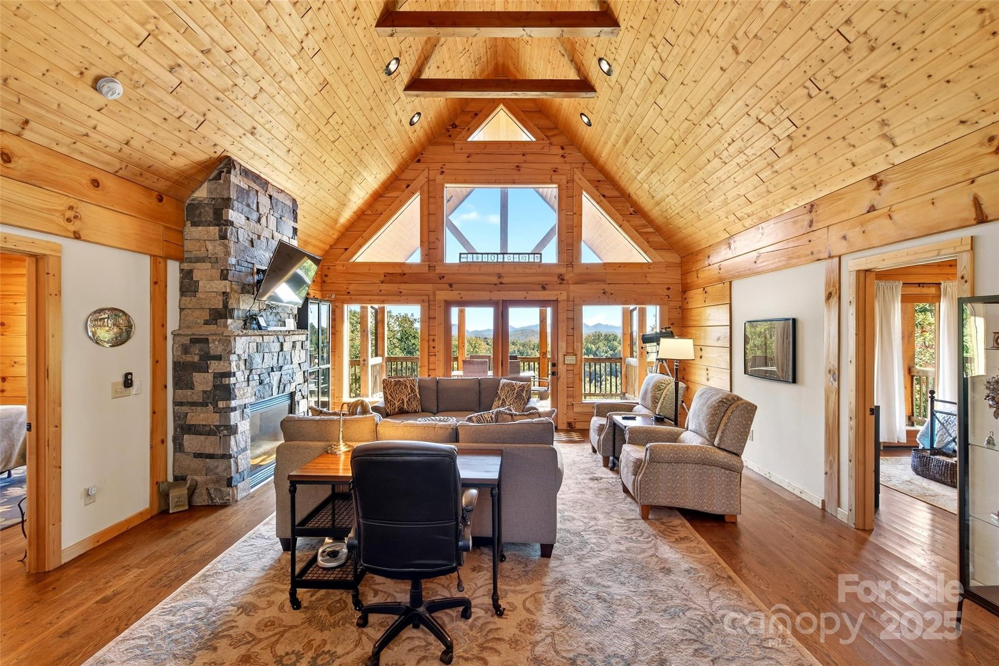 1516 Mountain Crest Drive S Marion NC 28752