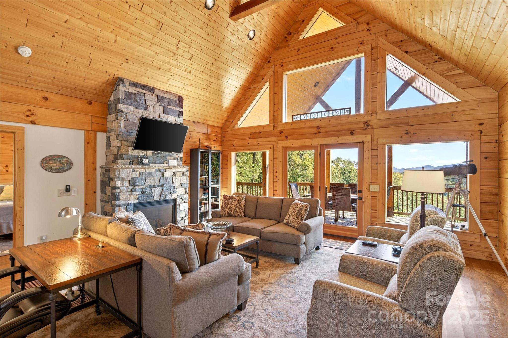 1516 Mountain Crest Drive S Marion NC 28752