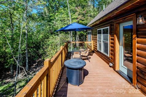 225 Oak Road Beech Mountain NC 28604
