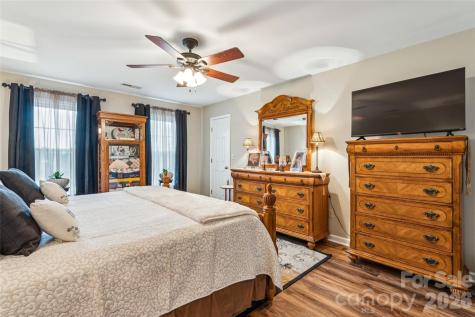 5220 Bridge Pointe Drive Clemmons NC 27012