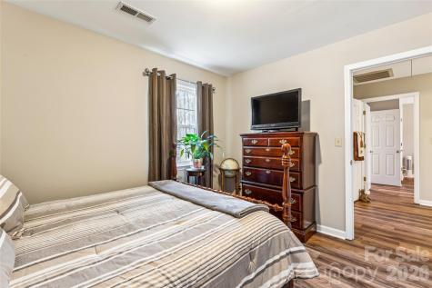 5220 Bridge Pointe Drive Clemmons NC 27012