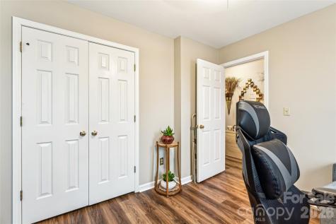 5220 Bridge Pointe Drive Clemmons NC 27012
