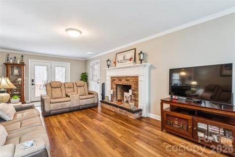 5220 Bridge Pointe Drive Clemmons NC 27012