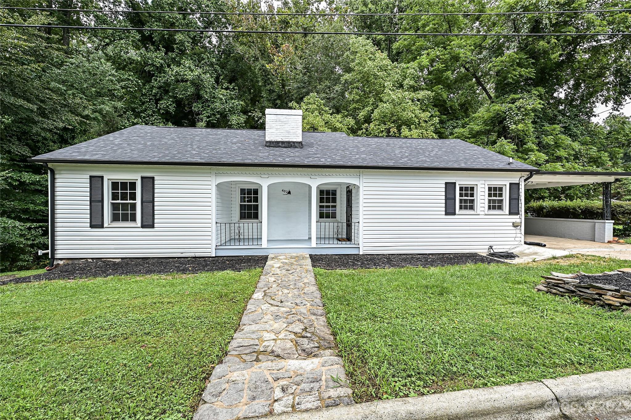 402 Edgewood Drive SW Lenoir NC 28645
