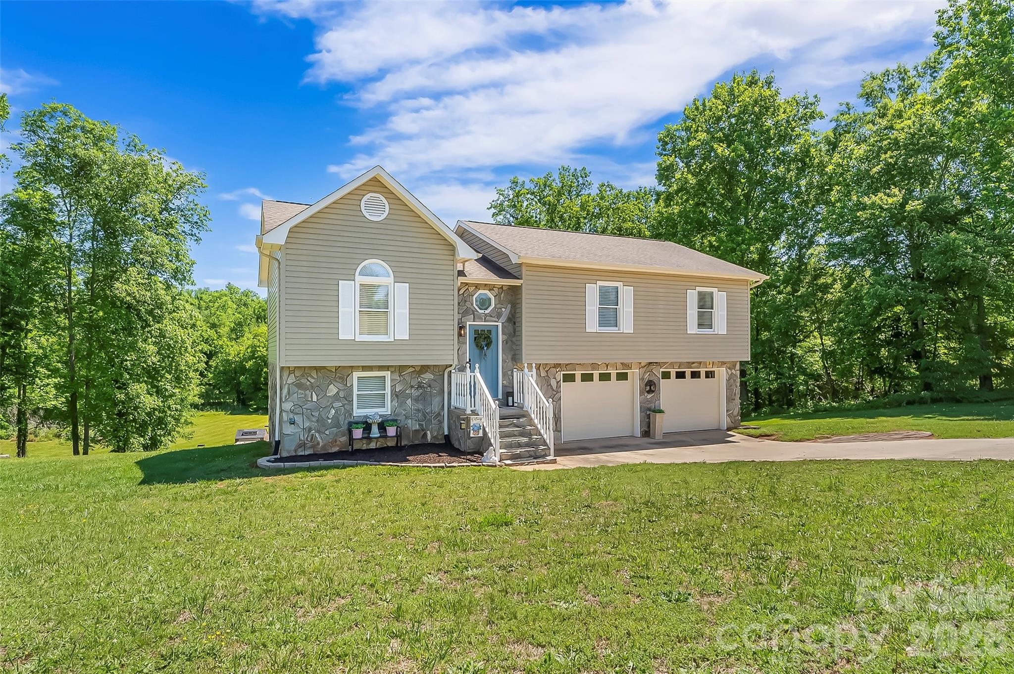 3104 Zion Church Road Hickory NC 28602