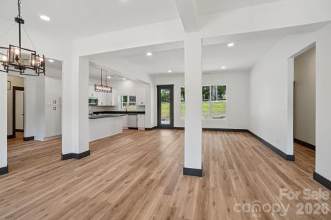 86 Point Hope Lane Hendersonville NC 28792