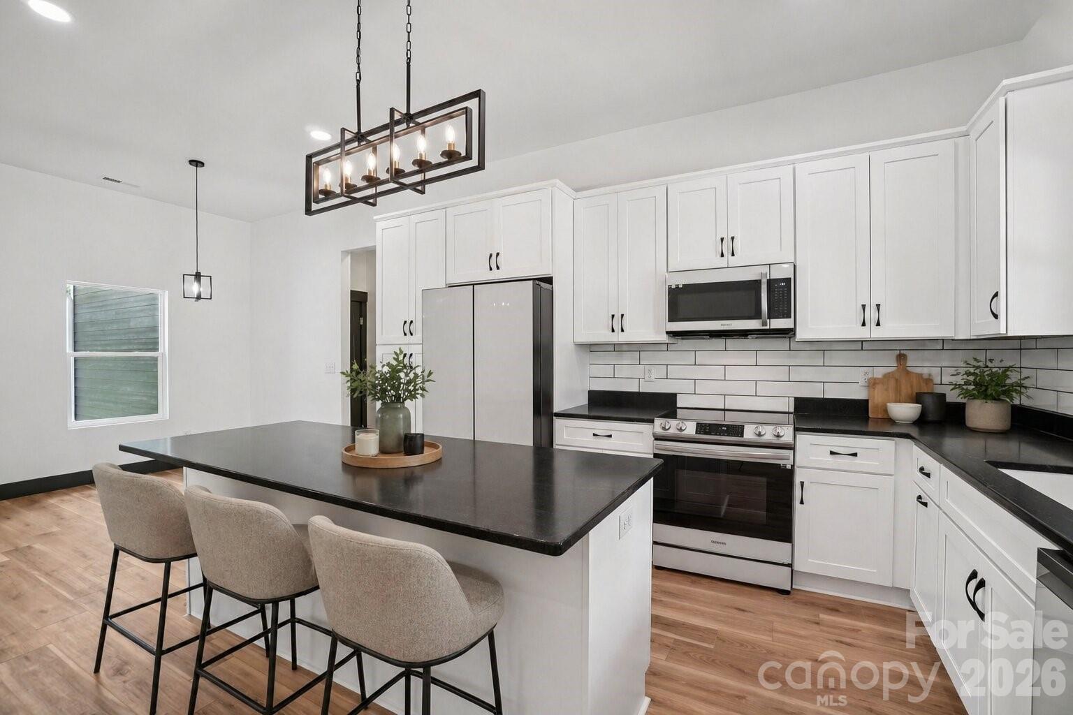 86 Point Hope Lane Hendersonville NC 28792
