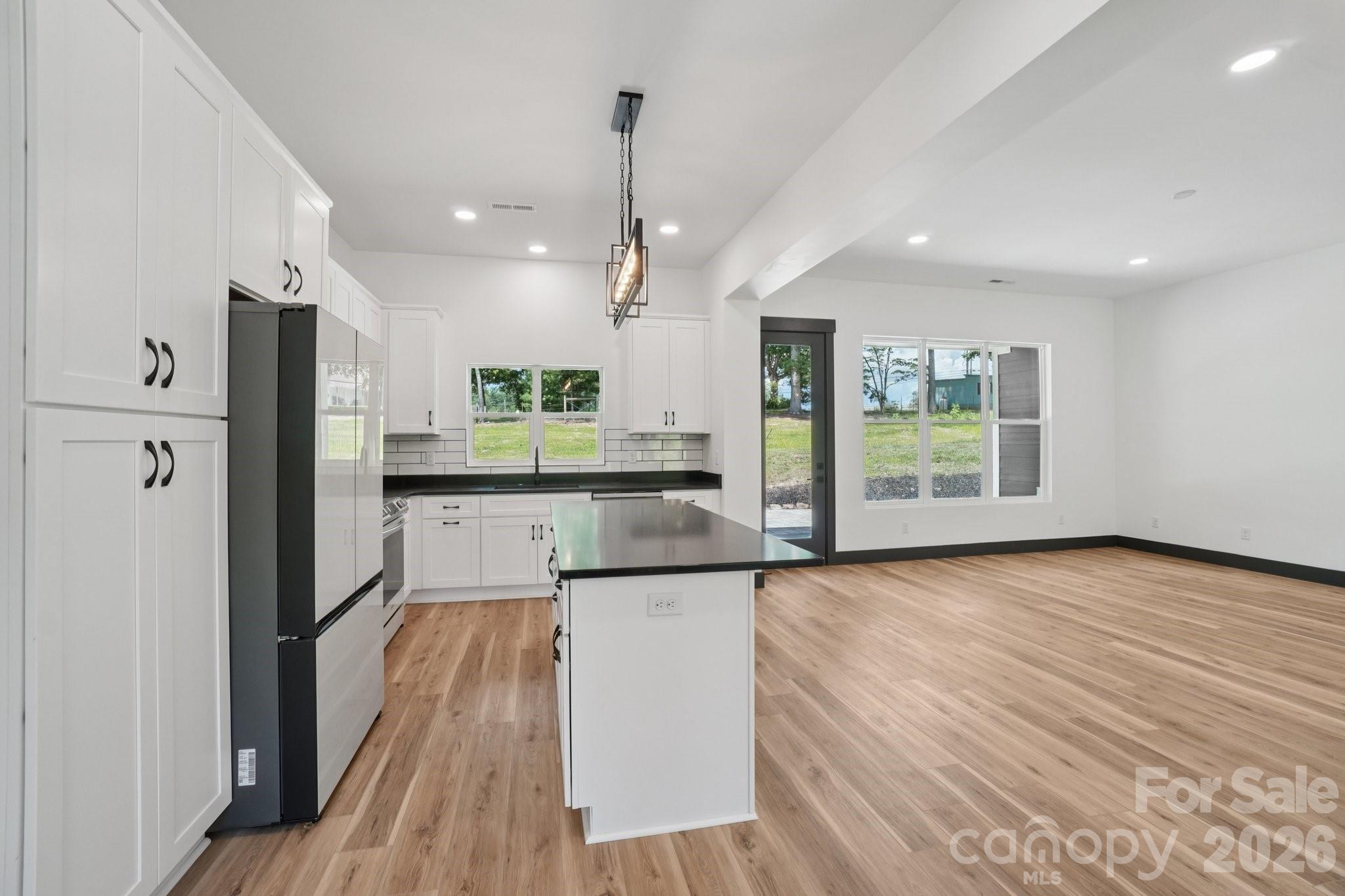 86 Point Hope Lane Hendersonville NC 28792
