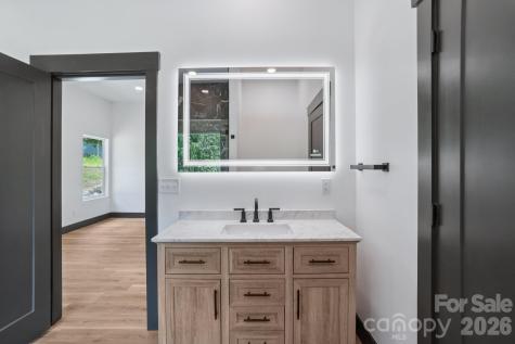 86 Point Hope Lane Hendersonville NC 28792