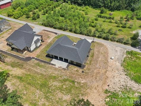 86 Point Hope Lane Hendersonville NC 28792