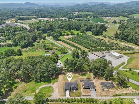 86 Point Hope Lane Hendersonville NC 28792