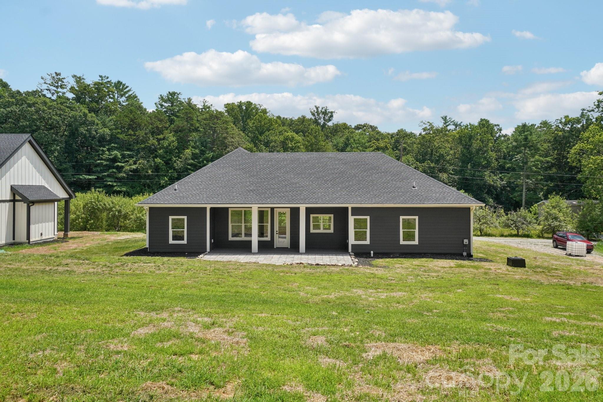 86 Point Hope Lane Hendersonville NC 28792