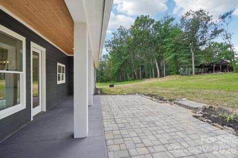 86 Point Hope Lane Hendersonville NC 28792