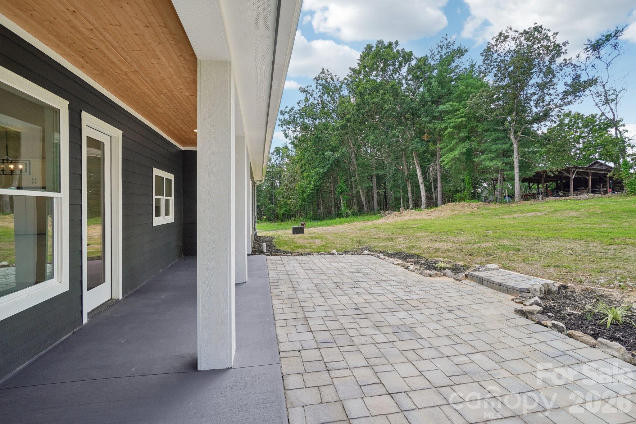 86 Point Hope Lane Hendersonville NC 28792