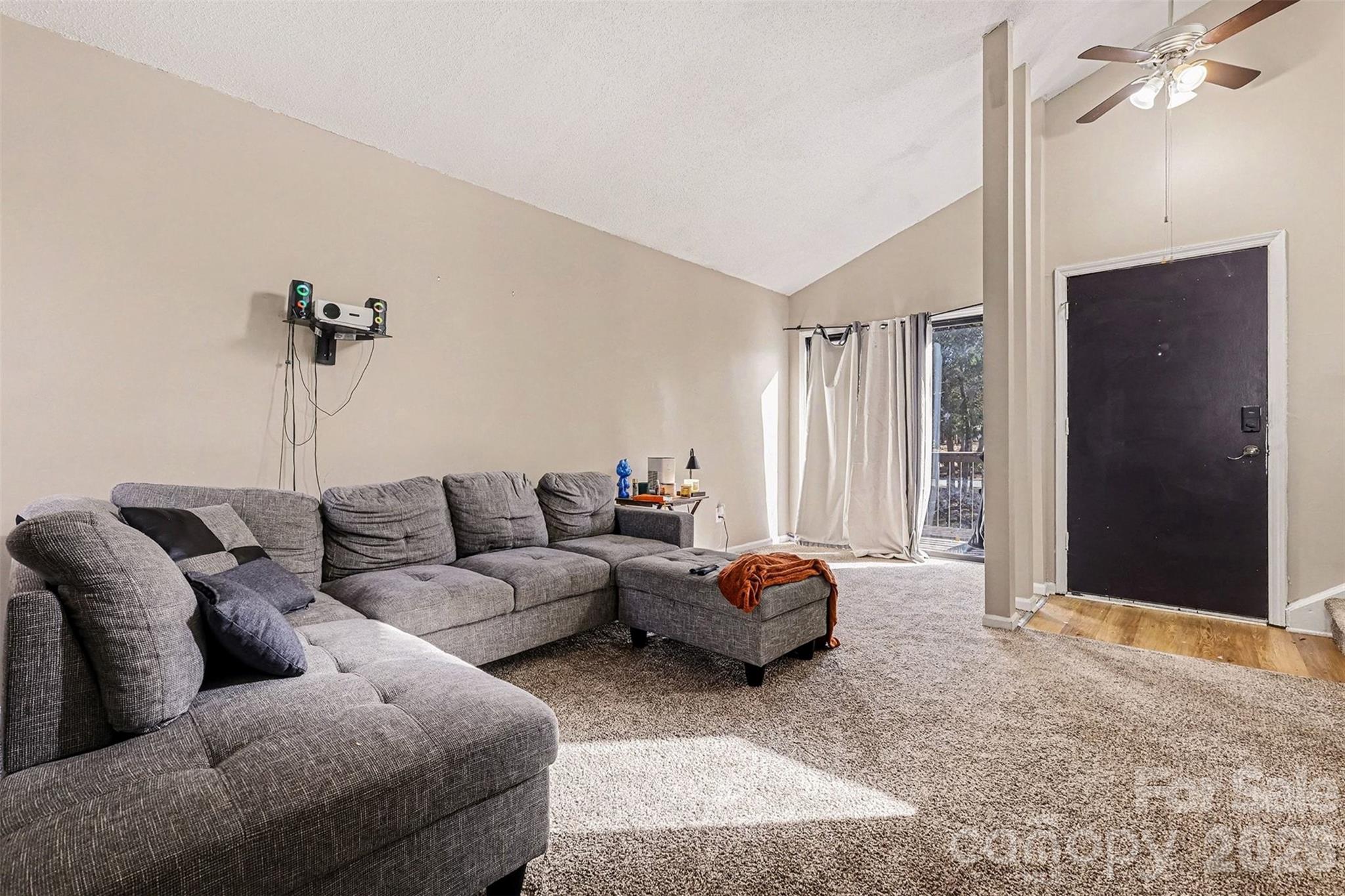 6102 Honeysuckle Lane Charlotte NC 28212