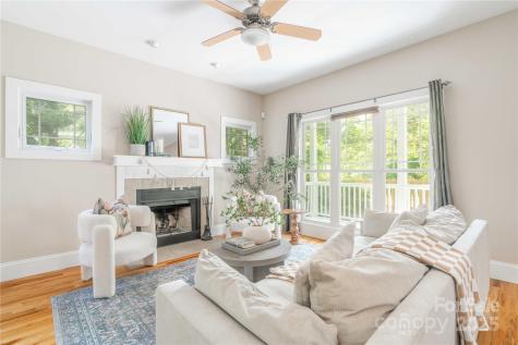 20 Cross Place Asheville NC 28801