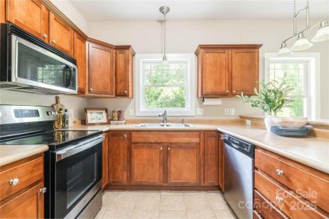 20 Cross Place Asheville NC 28801