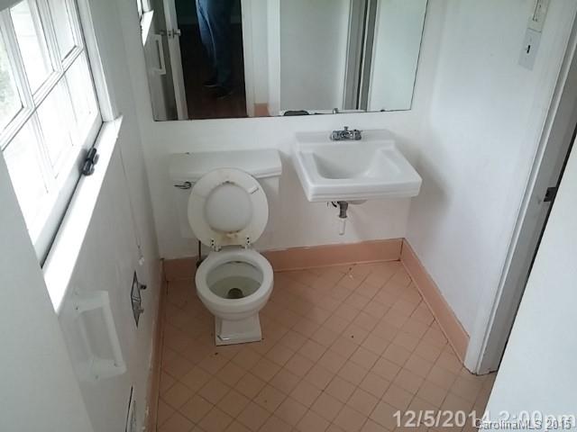 3821 Rhodes Avenue Charlotte NC 28210