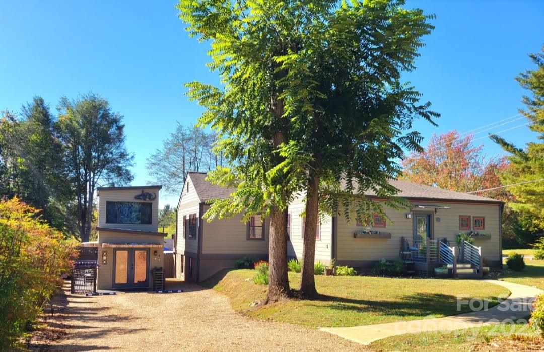 4 Winston Avenue Asheville NC 28803
