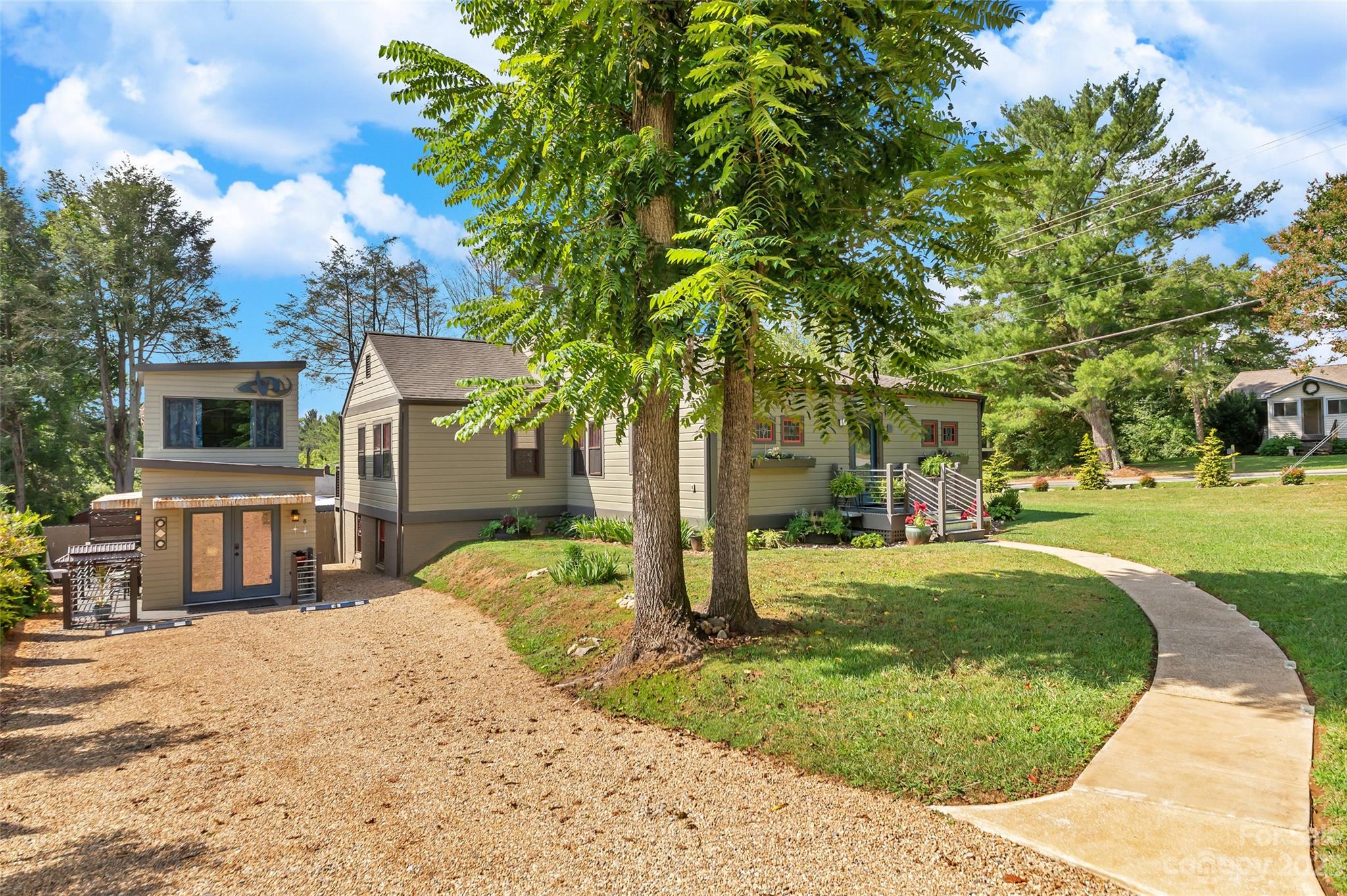 4 Winston Avenue Asheville NC 28803