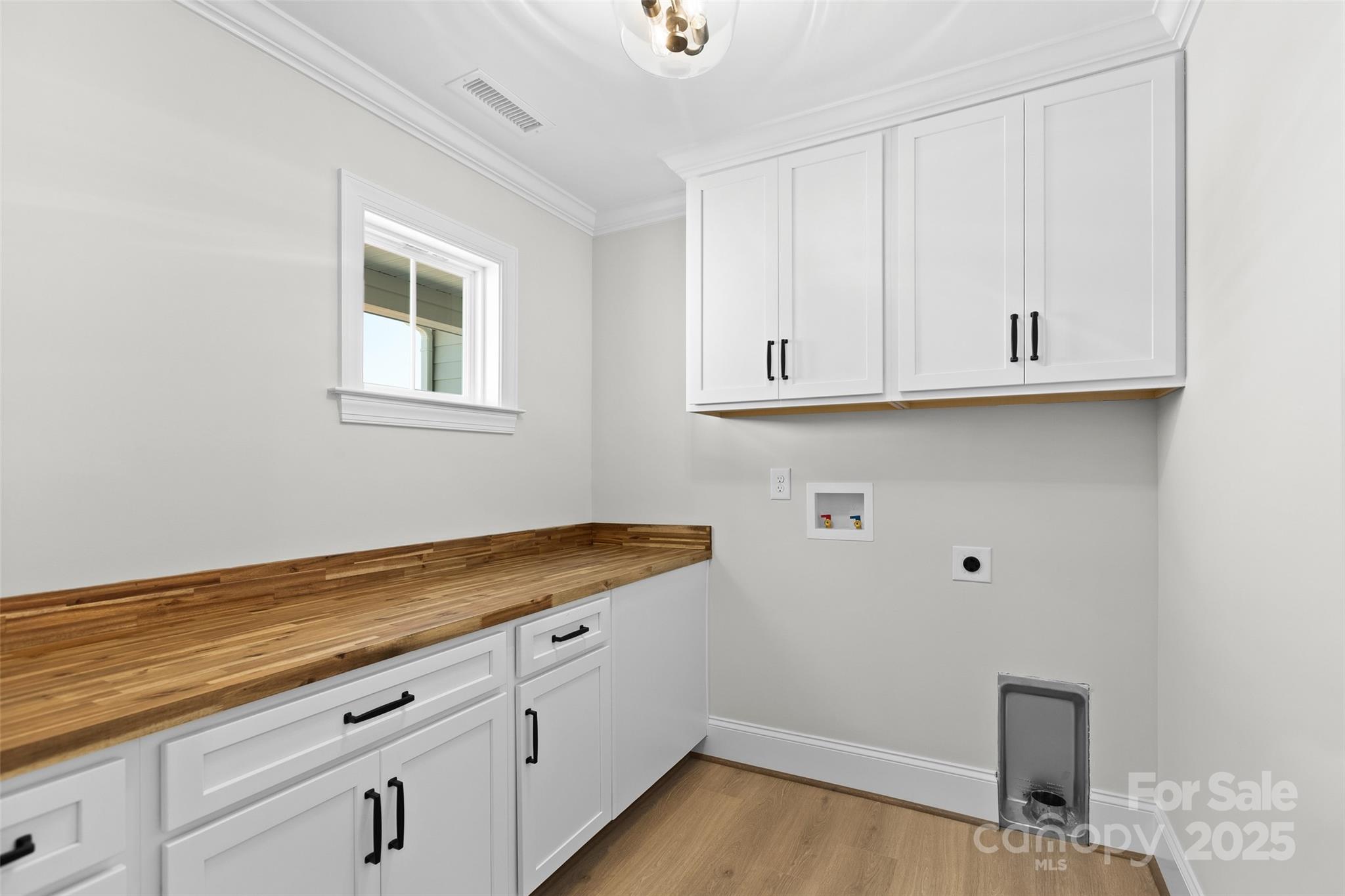 183 Arrow Glenn Court Advance NC 27006