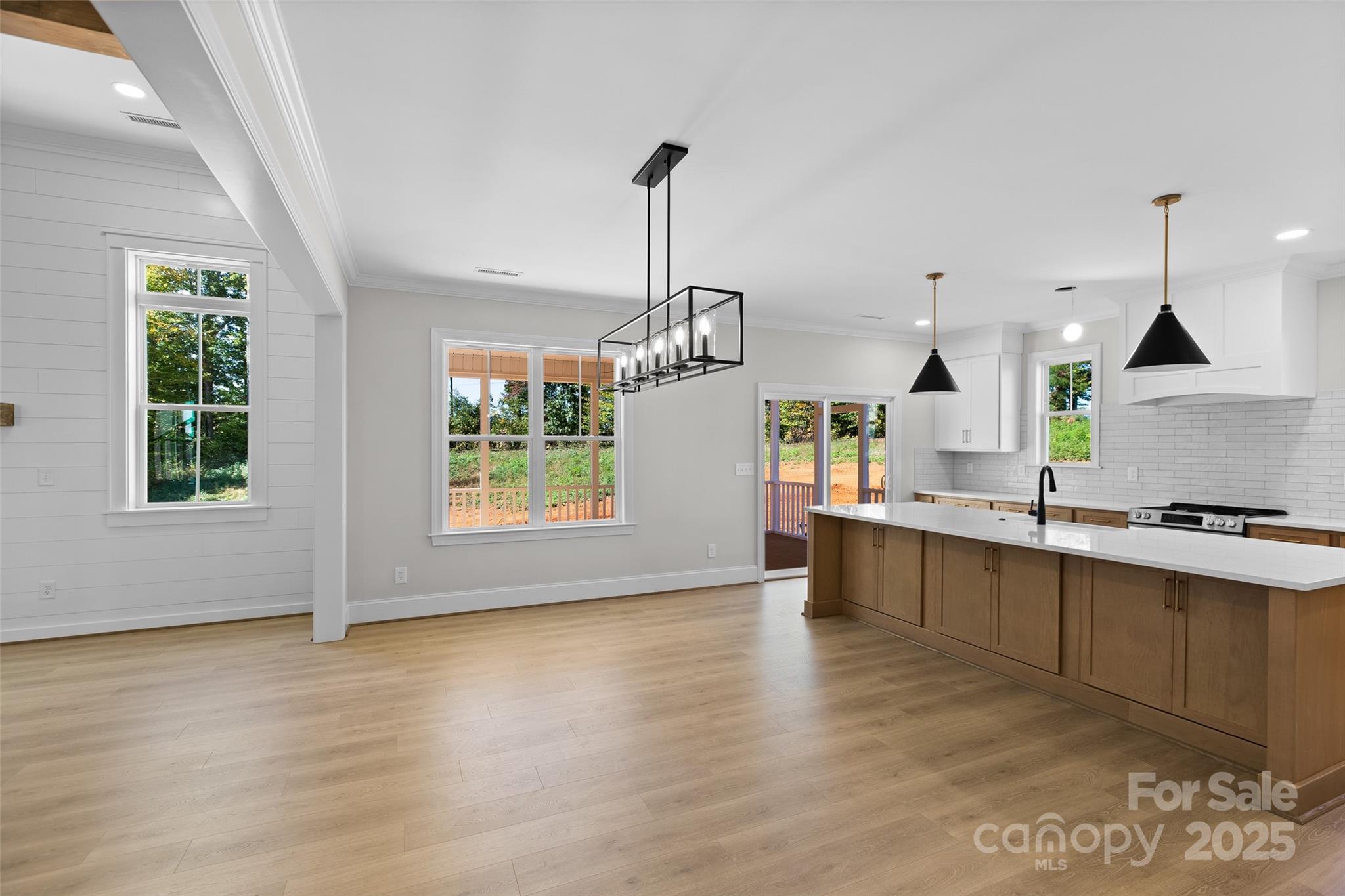 183 Arrow Glenn Court Advance NC 27006