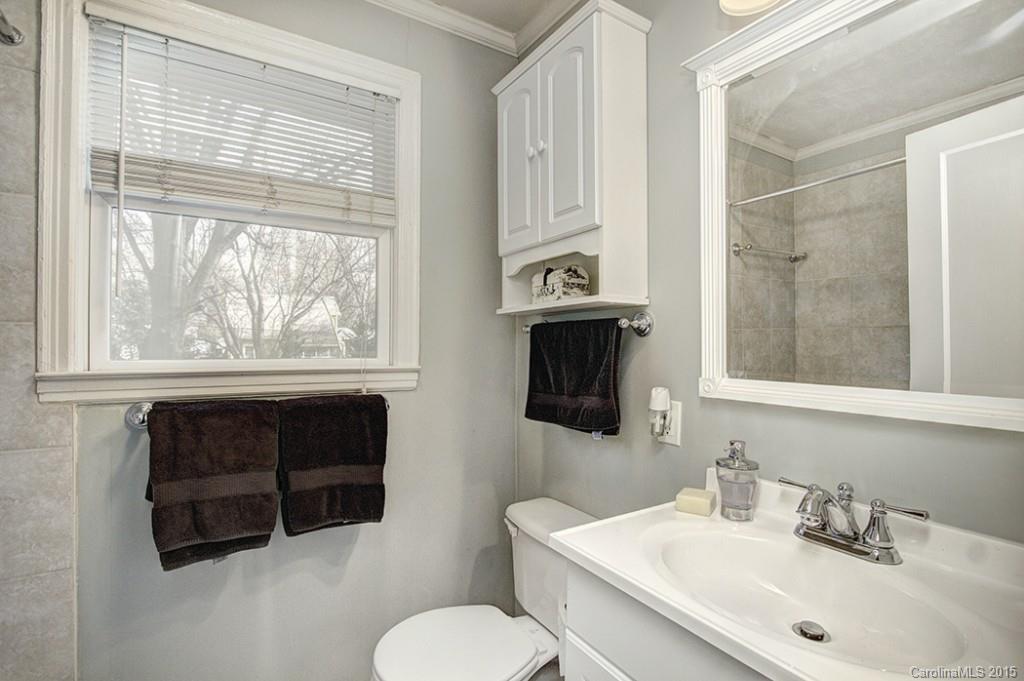 2515 Kingsbury Drive Charlotte NC 28205